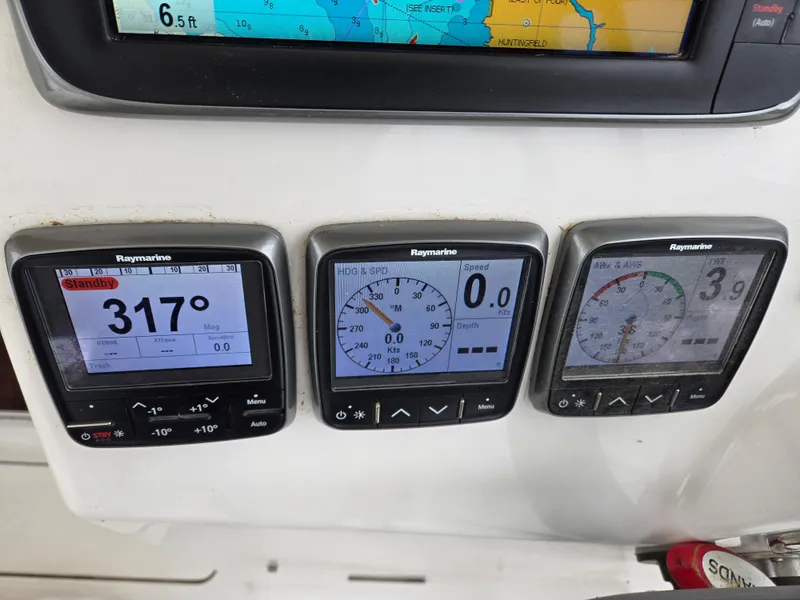 Slide: The Image of 2013 Gemini Legacy 35 instruments at helm - 37