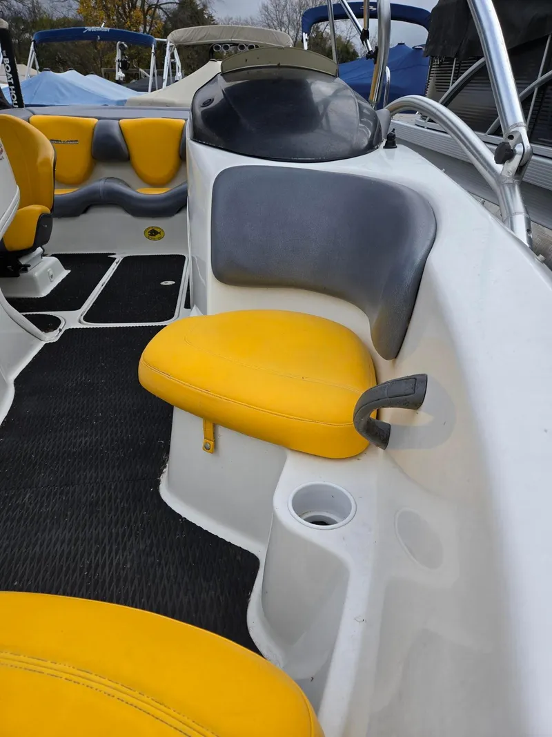 Slide: The Image of Sea-Doo Challenger X 18 2003 - 12