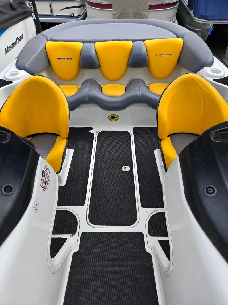 Slide: The Image of Sea-Doo Challenger X 18 2003 - 14