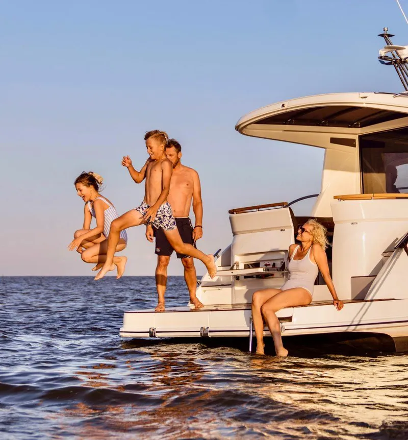 Slide: The Image of Marex 330 Scandinavia 2027 - 60