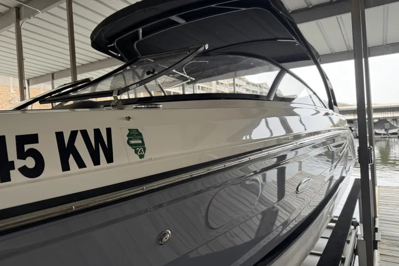 Slide: The Image of Sea Ray 250 SLX 2016 - 35