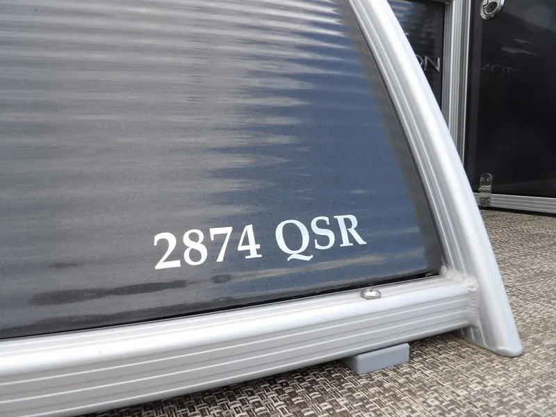 Slide: The Image of Bennington 2874 QSR 2016 - 52