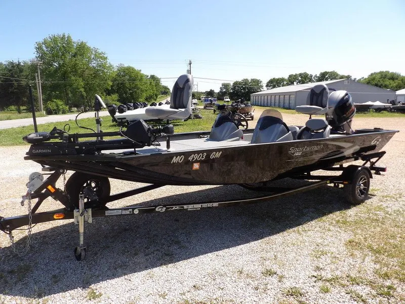 Slide: The Image of 2020 G3 Sportsman 1810 boat on trailer, parked outdoors on gravel. - 4