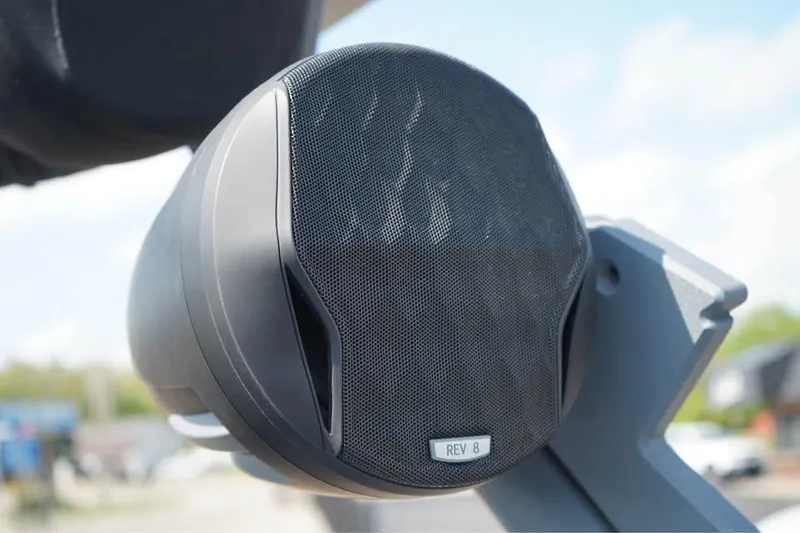 Slide: The Image of 2022 Malibu Wakesetter 25 LSV boat speaker, close-up view. - 18