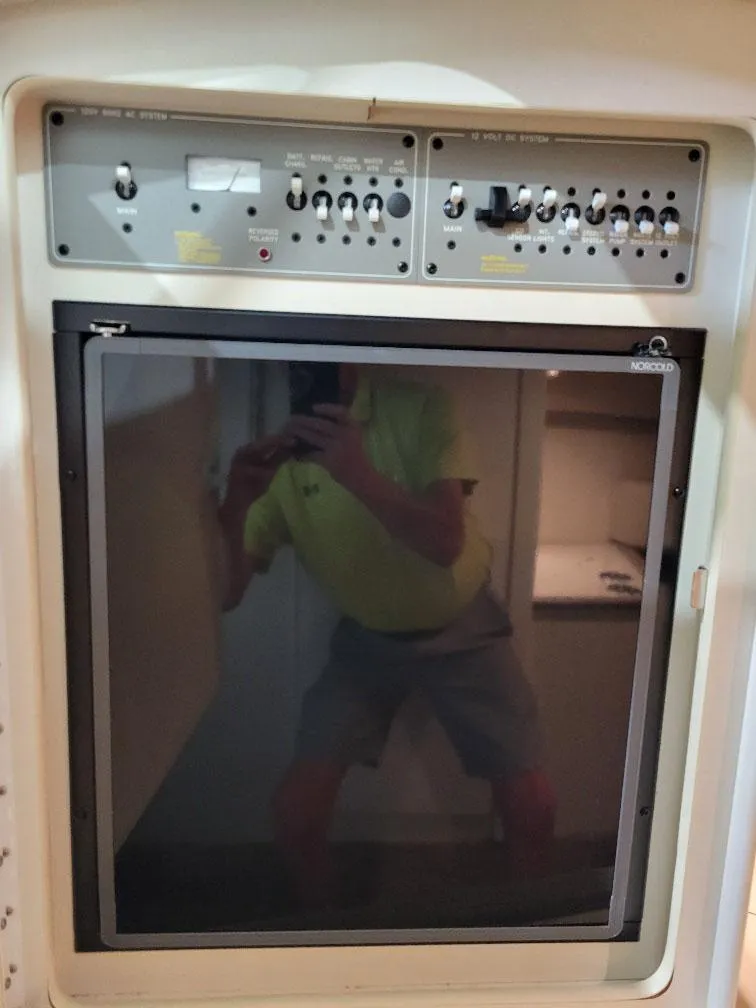 Slide: The Image of Cabin Refrigerator - 17