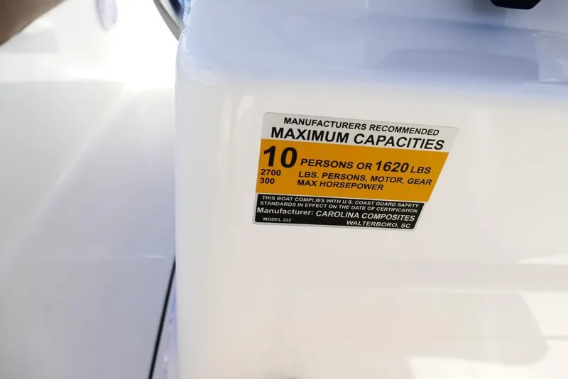 Slide: The Image of Capacity label on 2026 Pioneer 222 Islander boat, max 10 persons or 1620 lbs. - 42