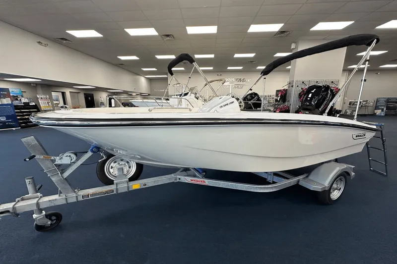 Slide: The Image of Boston Whaler 130 Super Sport 2026 - 0