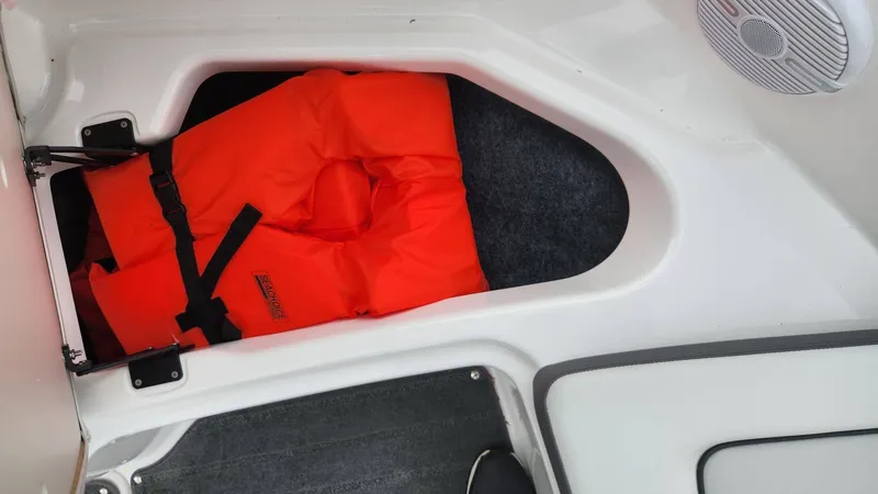 Slide: The Image of Yamaha SX190 2024 - 14