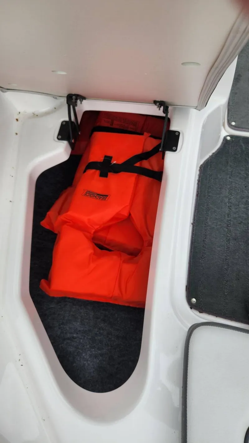 Slide: The Image of Yamaha SX190 2024 - 15