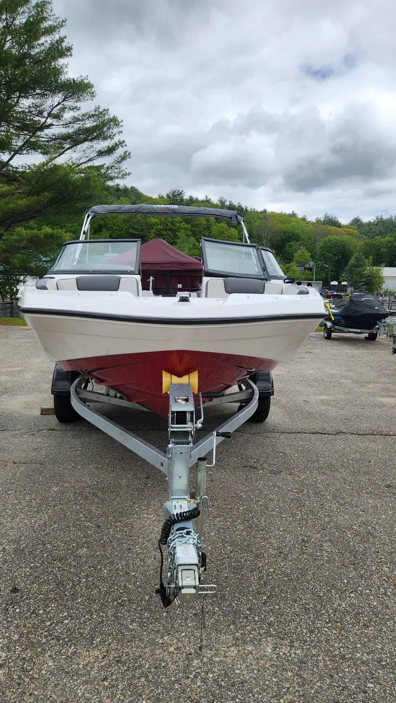 Slide: The Image of Yamaha SX190 2024 - 4