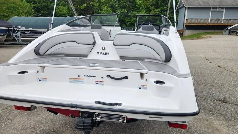 Slide: The Image of Yamaha SX190 2024 - 5