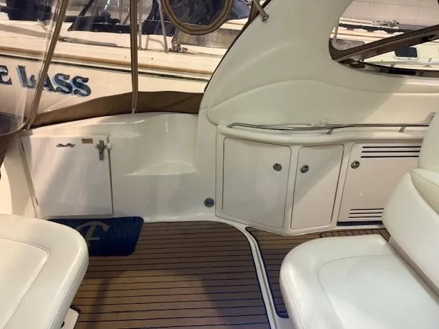 Slide: The Image of Cockpit to port - 5