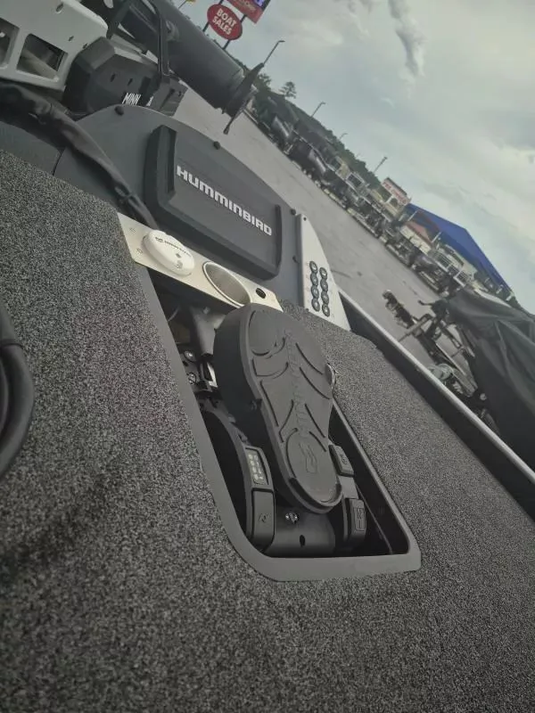 Slide: The Image of Caymas cx20 pro 2022 - 12