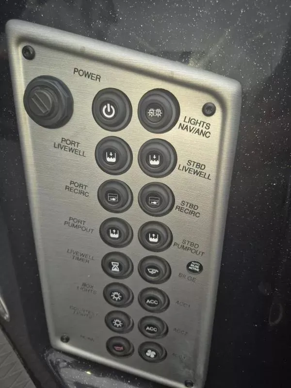 Slide: The Image of Caymas cx20 pro 2022 - 13