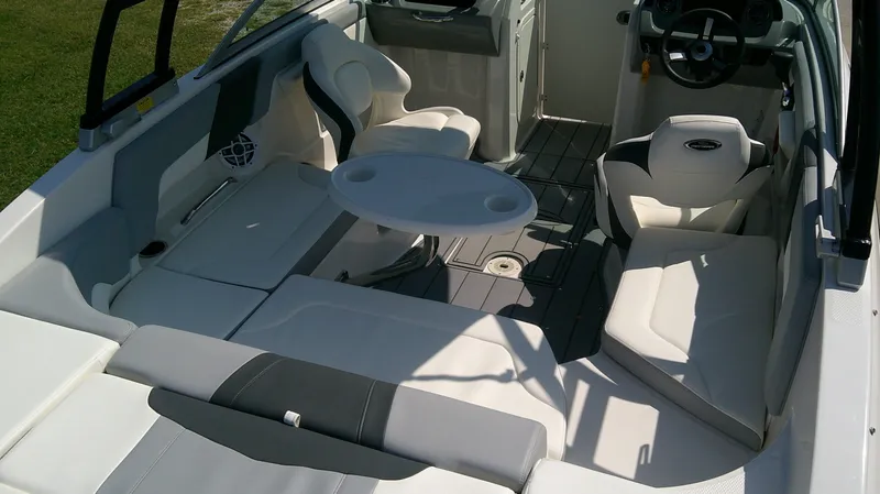 Slide: The Image of Chaparral 23 SSi 2022 - 7