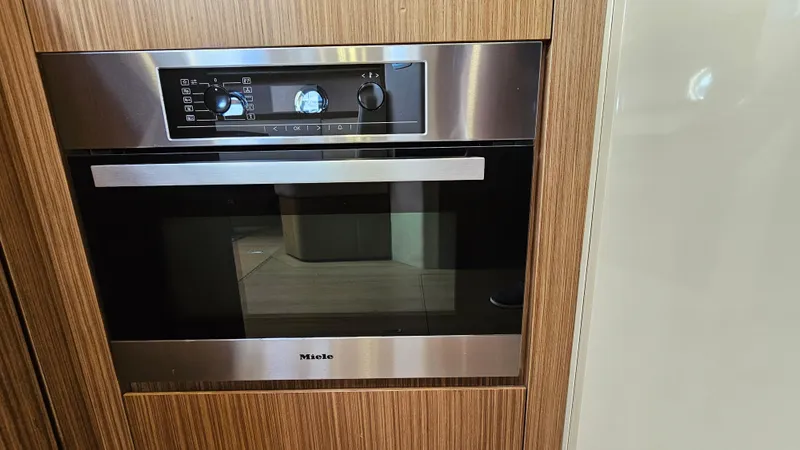 Slide: The Image of Azimut Atlantis 50 2015 - 54