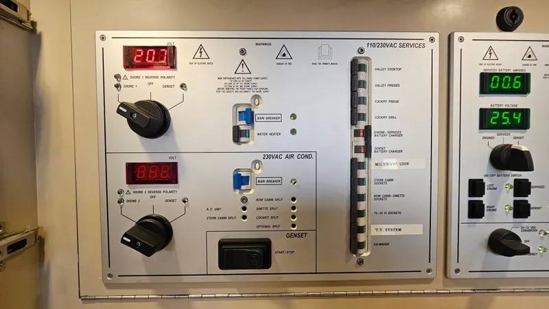 Slide: The Image of Azimut Atlantis 50 2015 - 58