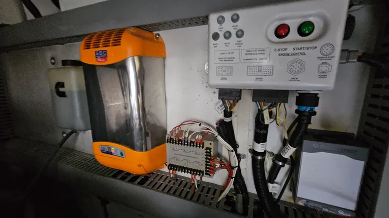 Slide: The Image of Azimut Atlantis 50 2015 - 76