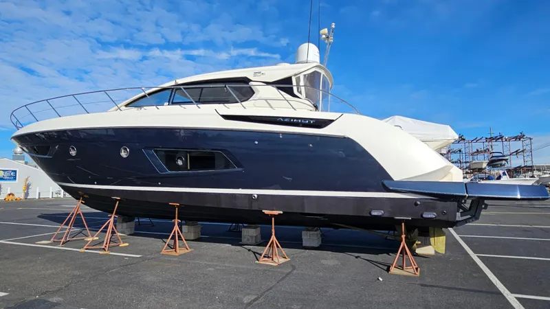 Slide: The Image of Azimut Atlantis 50 2015 - 84