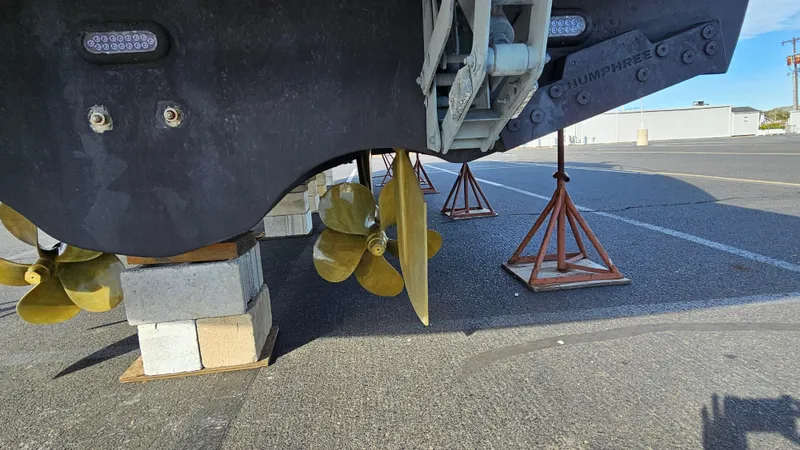 Slide: The Image of Azimut Atlantis 50 2015 - 88