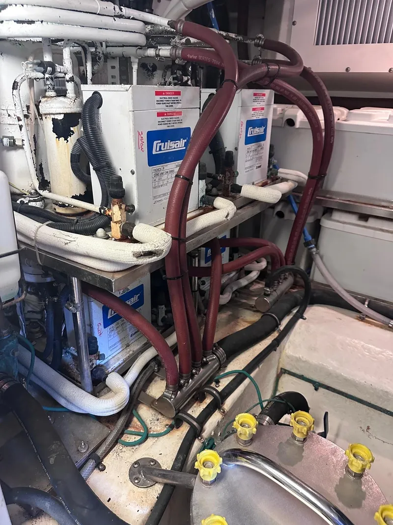 Slide: The Image of Riviera 51 Down Under - Engine Room - 20