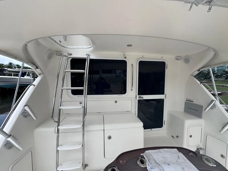 Slide: The Image of Riviera 51 Down Under - Cockpit - 8