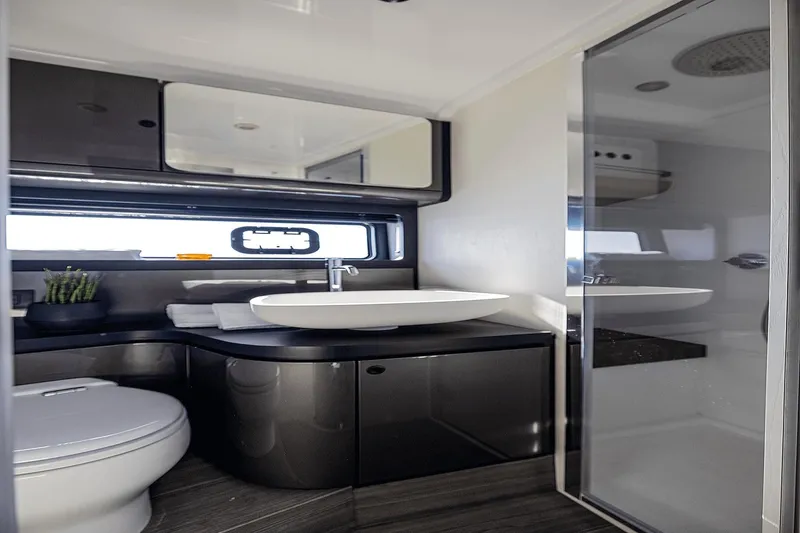 Slide: The Image of Azimut Verve 42 2025 - 35