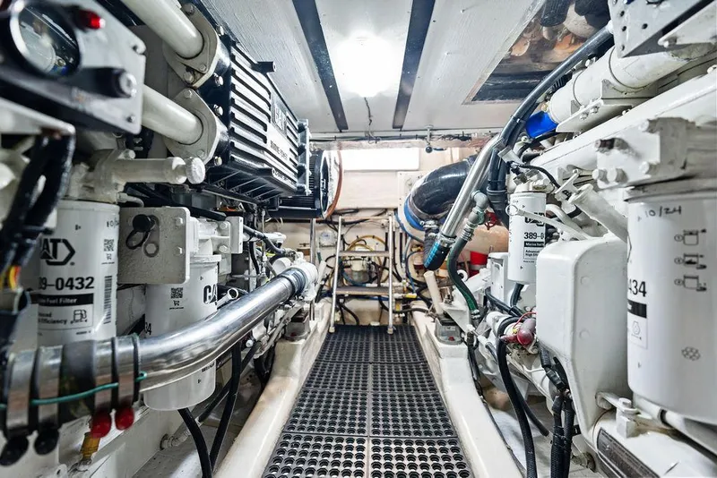 Slide: The Image of Riviera 48 2001 - 62