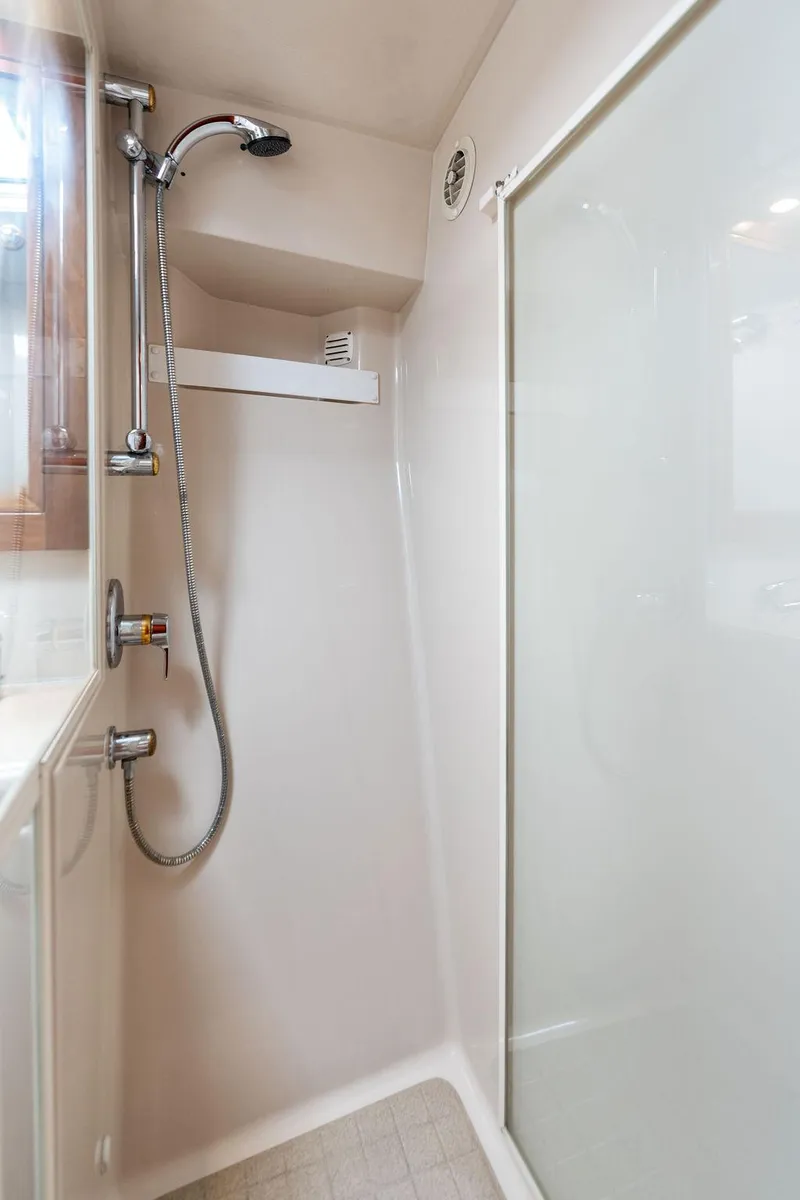 Slide: The Image of Riviera 4800 Sport Yacht 2001 - 53