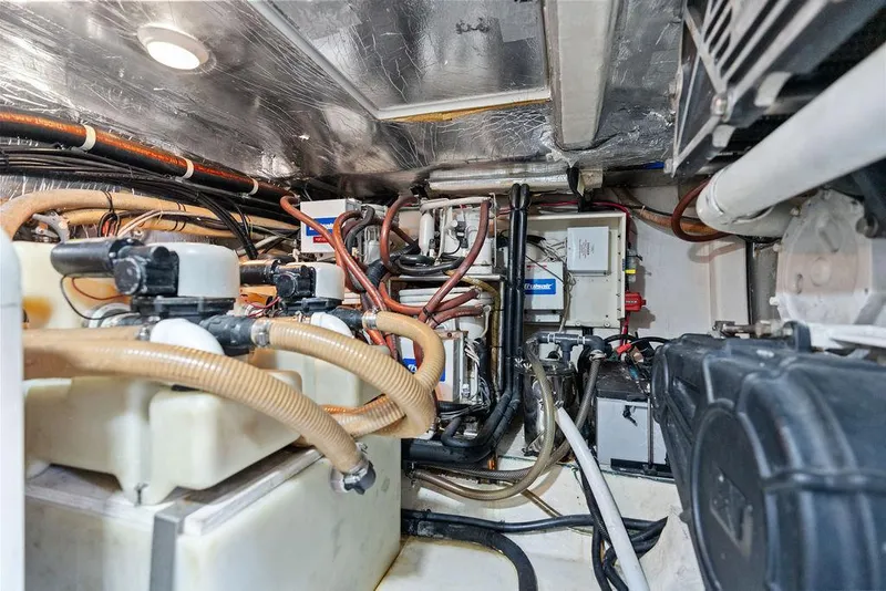 Slide: The Image of Riviera 4800 Sport Yacht 2001 - 63