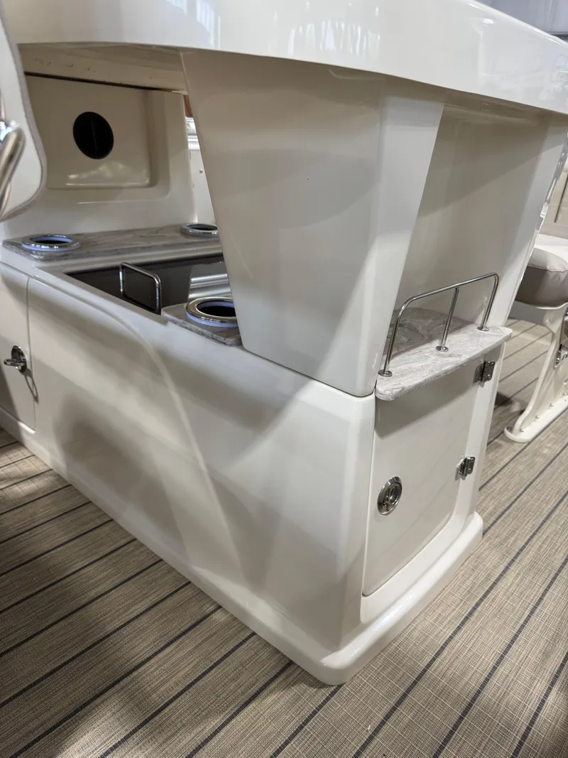 Slide: The Image of 2025 Avalon 2585 25 Catalina ENT boat interior with sleek design and modern features. - 11