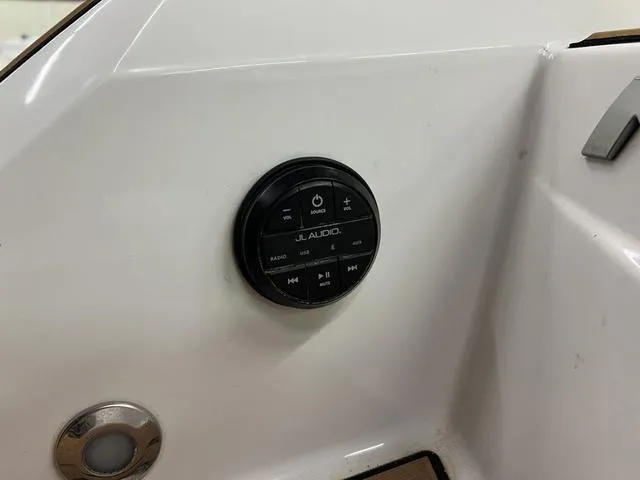 Slide: The Image of Nautique Super Air Nautique GS24 2021 - 10