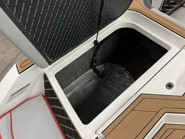 Slide: The Image of Nautique Super Air Nautique GS24 2021 - 12