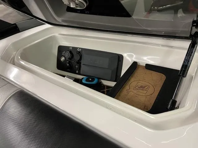 Slide: The Image of Nautique Super Air Nautique GS24 2021 - 20