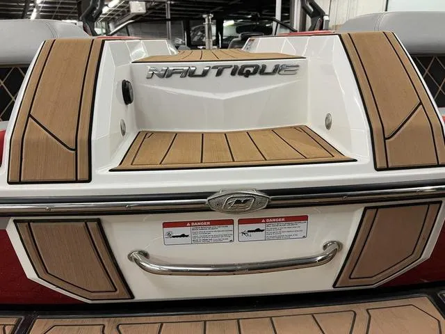 Slide: The Image of Nautique Super Air Nautique GS24 2021 - 7