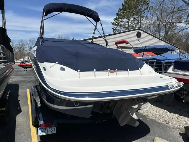 Slide: The Image of Four Winns 250 HORIZON I/O 2005 - 3