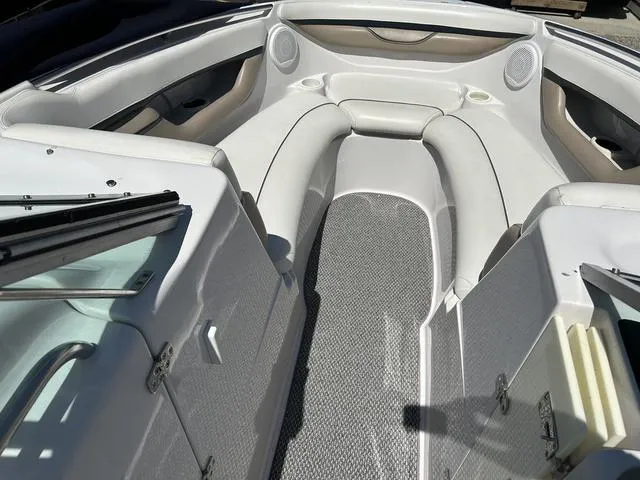 Slide: The Image of Four Winns 250 HORIZON I/O 2005 - 7