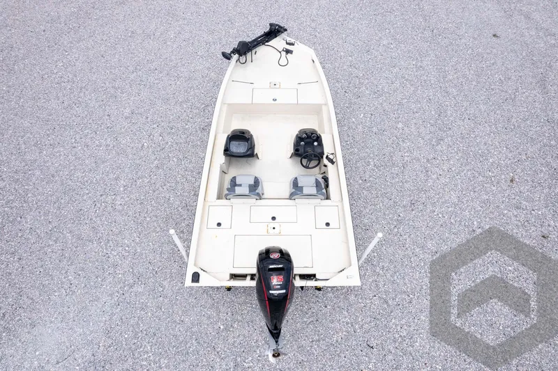 Slide: The Image of 2008 Xpress HD18SCA boat, aerial view, featuring dual seats and motor. - 41