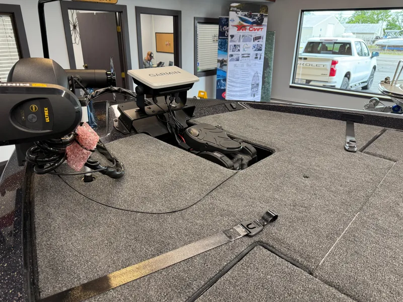 Slide: The Image of Fishing boat deck with advanced equipment, featuring iKon vls20 model, 2025. - 7