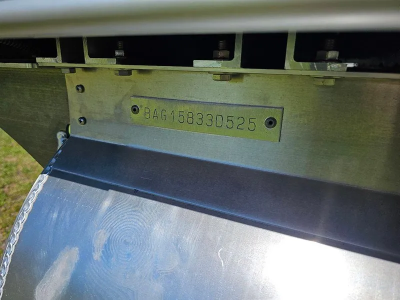 Slide: The Image of 2025 Bentley Pontoons 223 Elite Swingback Tritoon hull identification number plate. - 39