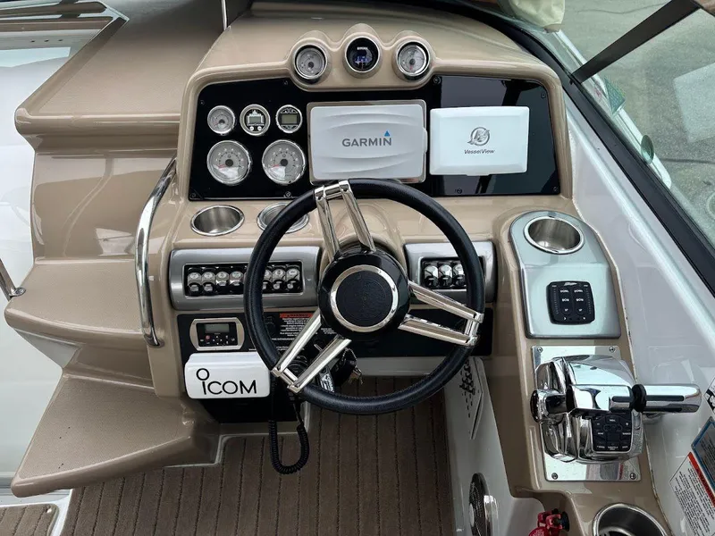 Slide: The Image of 2013 Formula 310 Sun Sport 11 - 11