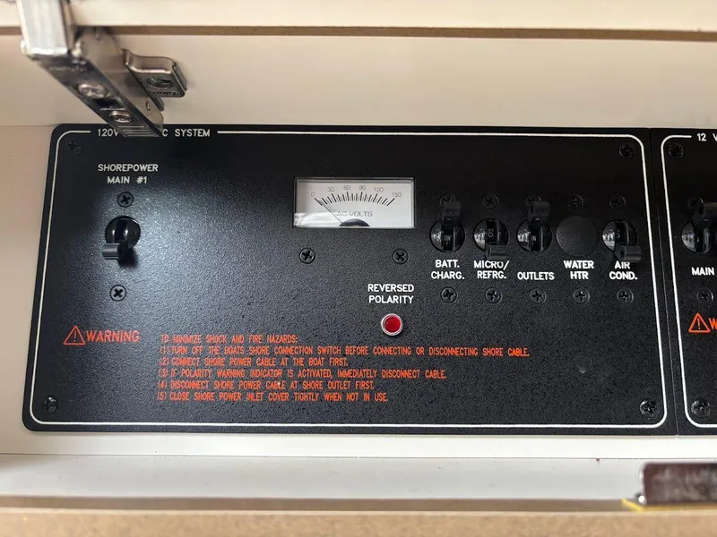 Slide: The Image of 2013 Formula 310 Sun Sport 20 - 20