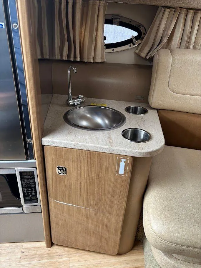 Slide: The Image of 2013 Formula 310 Sun Sport 23 - 23