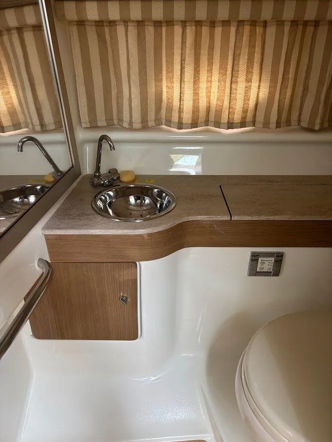 Slide: The Image of 2013 Formula 310 Sun Sport 25 - 25