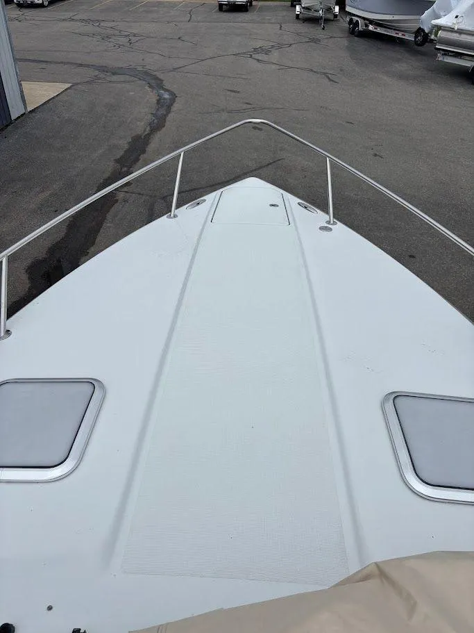 Slide: The Image of 2013 Formula 310 Sun Sport 29 - 29