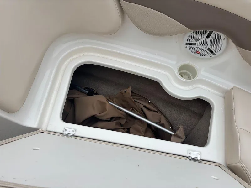 Slide: The Image of 2006 Chaparral 210 SSi 18 - 18