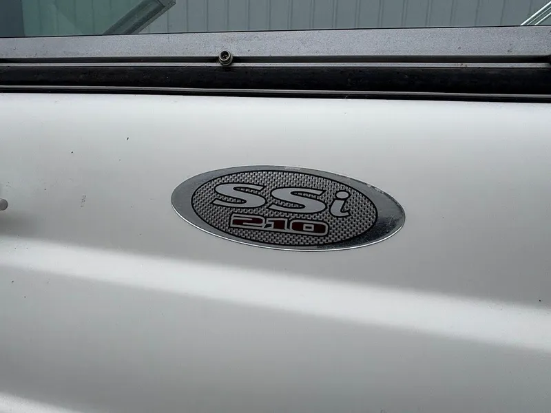 Slide: The Image of 2006 Chaparral 210 SSi 24 - 24