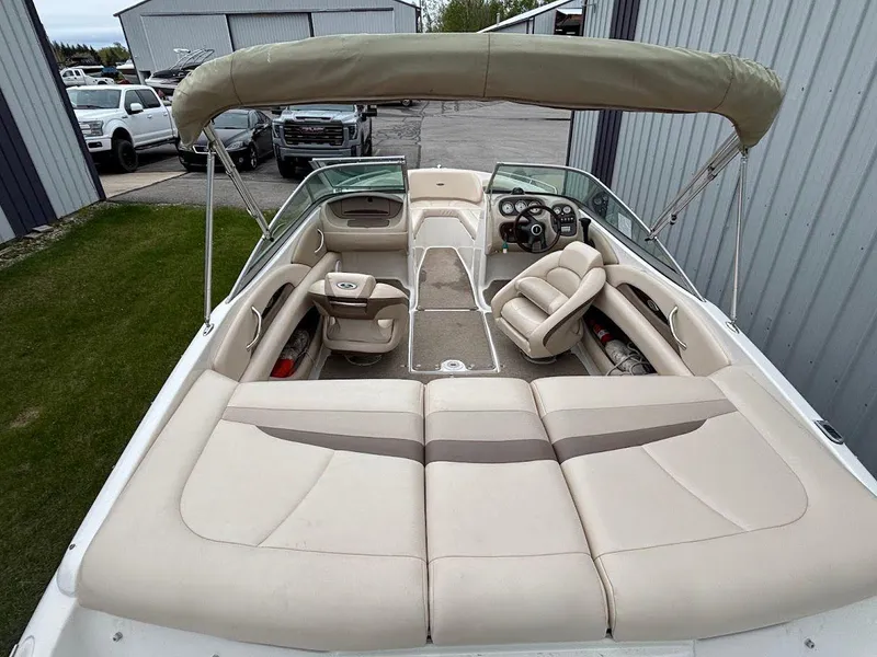 Slide: The Image of 2006 Chaparral 210 SSi 4 - 4