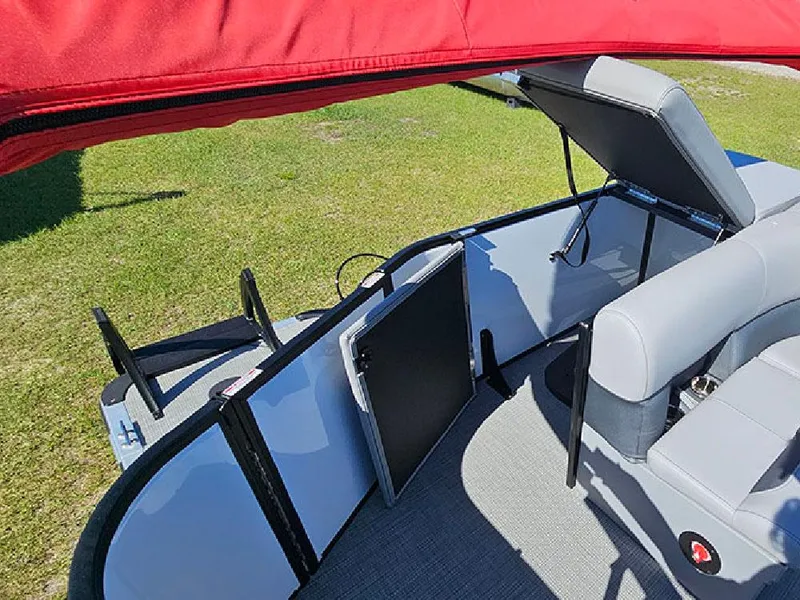 Slide: The Image of Speaker on 2025 Bentley Pontoons Legacy 243 Cruise 3/4 Tube Tritoon. - 24