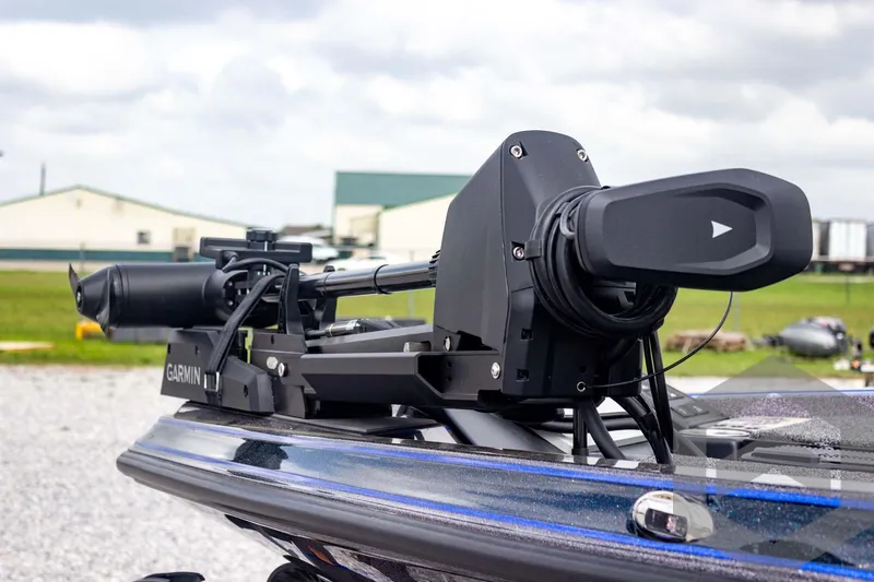 Slide: The Image of 2025 Caymas CX 21 PRO boat with advanced Garmin trolling motor system. - 23